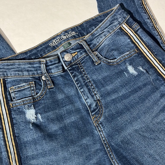Wild Fable skinny jeans denim side stripe sz 27 or 4 medium wash distressed - Picture 3 of 6